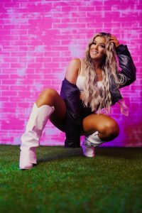 Stevie Turner Reflects on WWE Exit and Honors Hana Kimura in Emotional Message