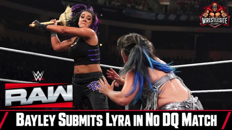 Bayley Submits Lyra Valkyria on WWE Raw